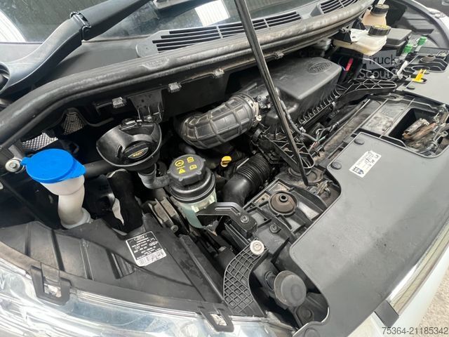 Minibus FORD Transit Custom 2.0 TdCi L1H1 9Sitze Motor Defect