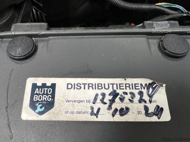 Minibus FORD Transit Custom 2.0 TdCi L1H1 9Sitze Motor Defect