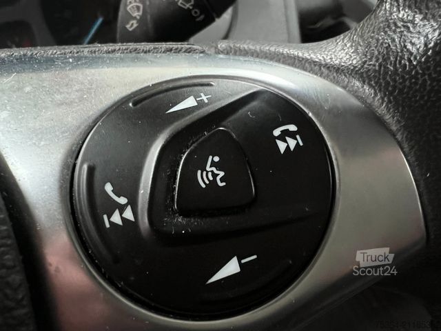 Minibus FORD Transit Custom 2.0 TdCi L1H1 9Sitze Motor Defect