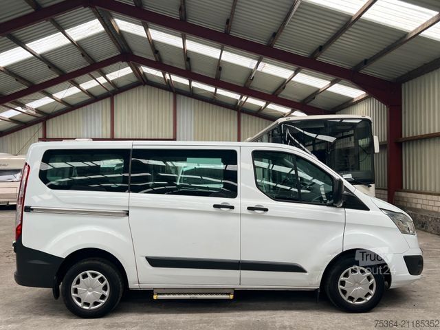 Minibus FORD Transit Custom 2.0 TdCi L1H1 9Sitze Motor Defect