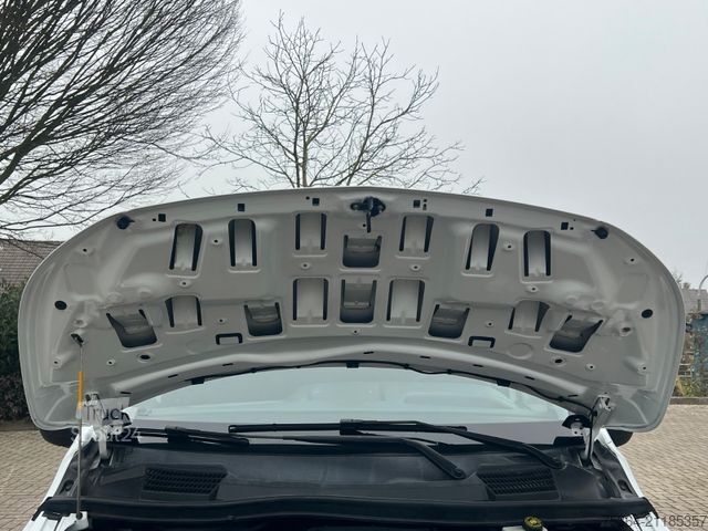 Minibuss MERCEDES-BENZ Vito 111 Cdi BlueTEC 9 Sitze Klima Navi Tempomat