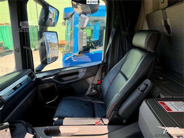 Portal arm system Scania P340 6x2 Skip Loader with Joab Body WATCH VIDEO