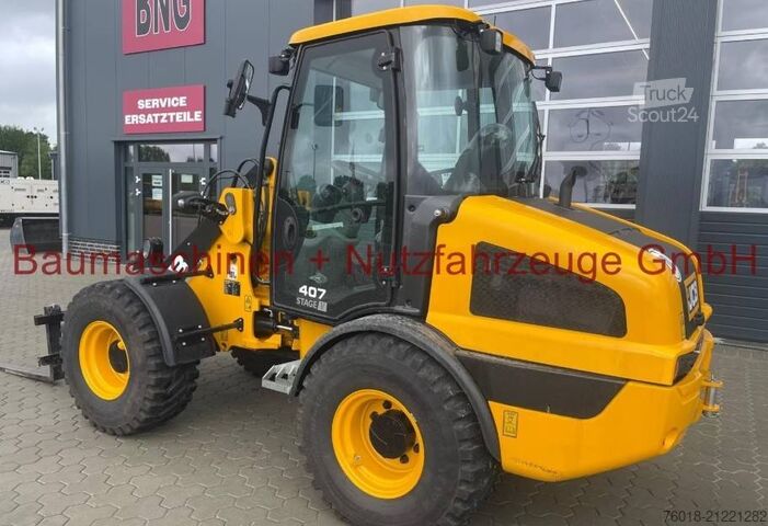 Loader JCB 407 DEMO