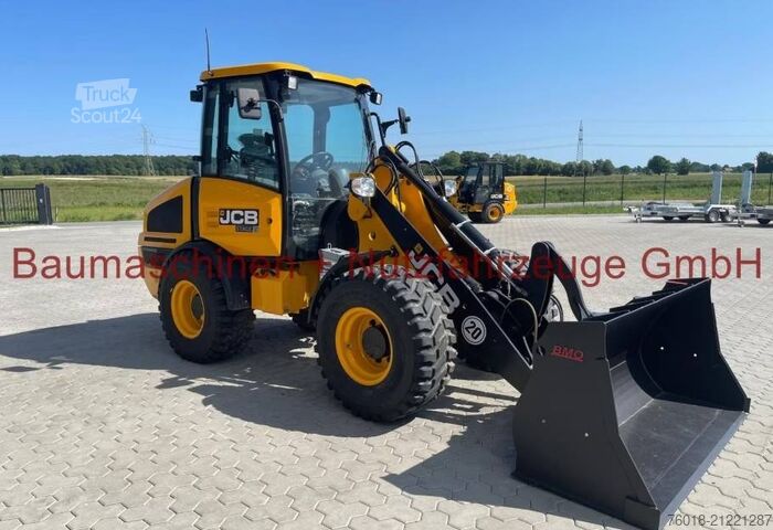 Loader JCB 407 NEU