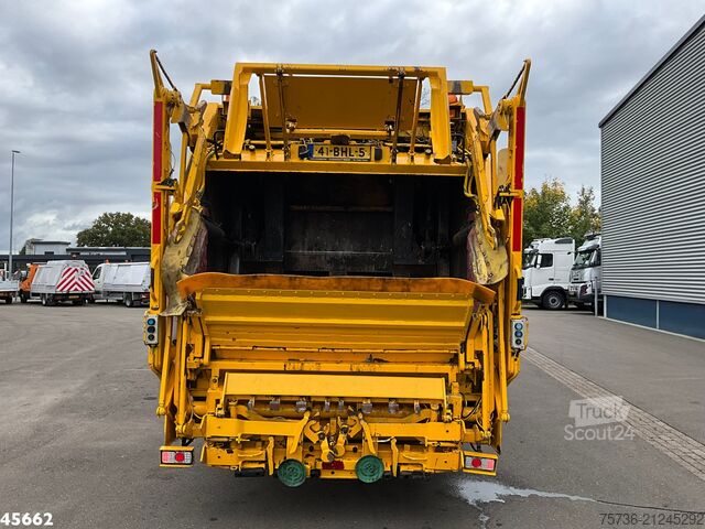 Refuse collection vehicle Volvo FM 330 Euro 6 Geesink 22m³