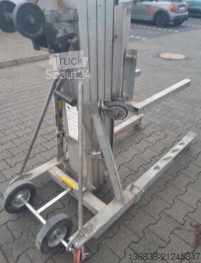 Élévateur de matériaux Sumner Model 2124