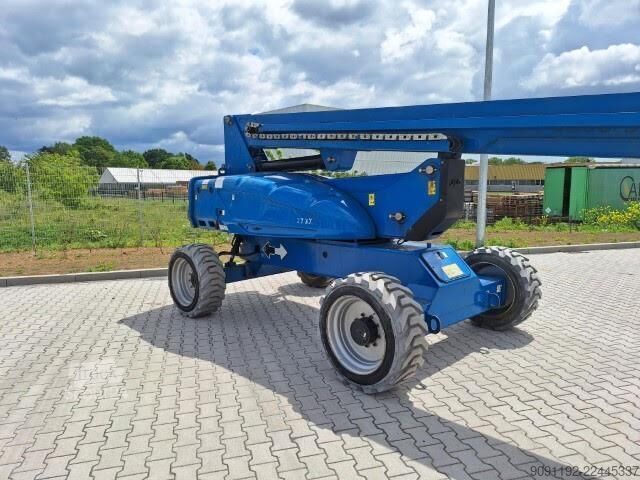 Platforma telescopică JLG E600JP