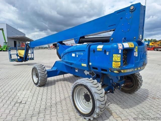 Platforma telescopică JLG E600JP