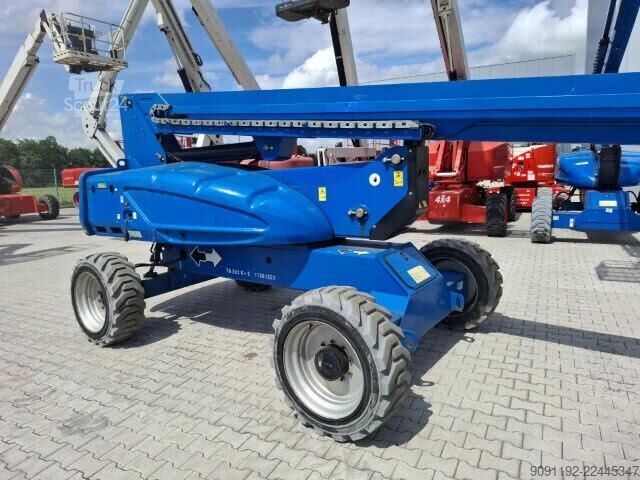 Platforma telescopică JLG E600JP