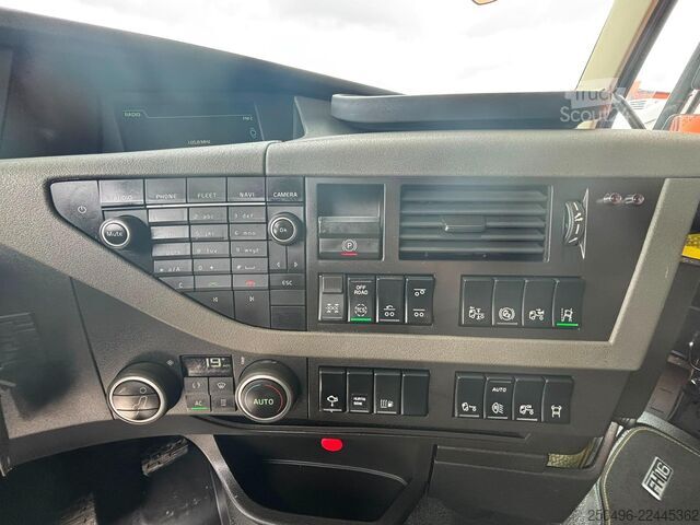 Kippisäiliö Volvo FH16 750 6x4 RETARDER / TANDEM AXLE LIFT / BIG ...