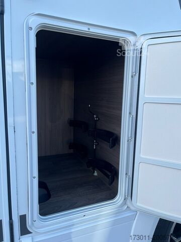 Yarı entegre karavan CARADO T328 pro+ Automat 140PS Hubbett Markise