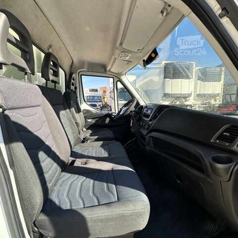 кутиевиден ван Iveco Daily 35c18