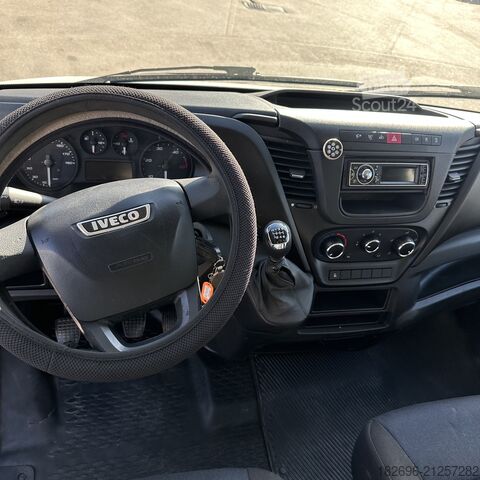 кутиевиден ван Iveco Daily 35c18