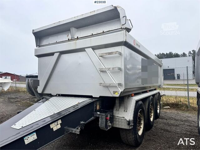 Тритандемний причіп Istrail Istrail triple-axle trailer