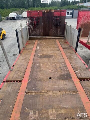 Напівпричіп Istrail Istrail Semi-Trailer