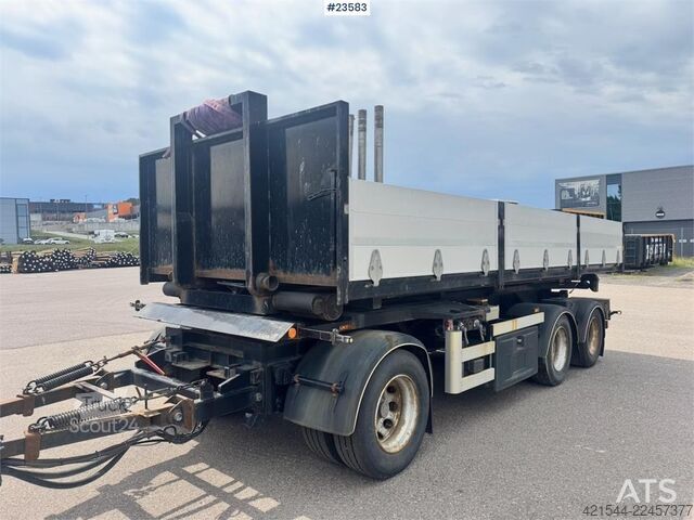 Príves s ojom Hüffermann s lanovým nosičom a nadstavbou WATCH VI Hüffermann Drawbar Trailer with Cable Hoist and Body WATCH VI