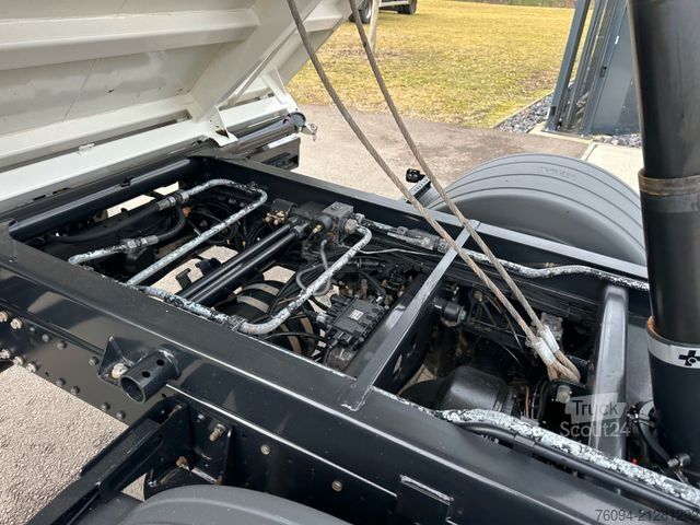 Krautuvas sumontuotas ant sunkvežimio MAN TGL 12.220 Kipper KRAN 14m FUNK Greifer  AHK