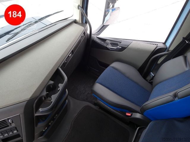 Standard tractor unit VOLVO FH 460 LNG