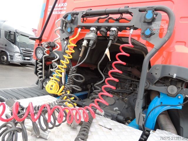 Tractor estándar SCANIA G440 Highline