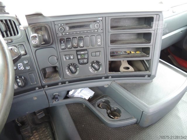 Tractor estándar SCANIA G440 Highline