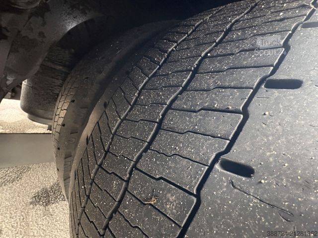 Camion de boissons MERCEDES-BENZ Actros2543*Lenk+Lift*Getränke Zertifikat*TÜV*LBW