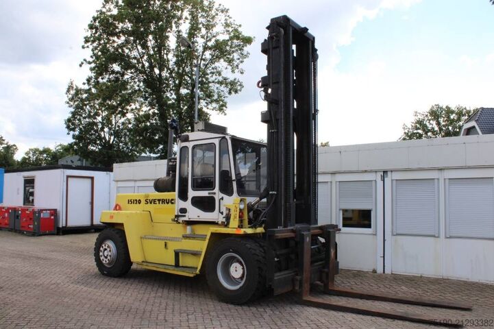 Carrello elevatore Svetruck 15120