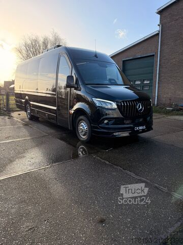 Ploščati dostavnik Mercedes Sprinter 519 CDI LuxuryLine Minibus