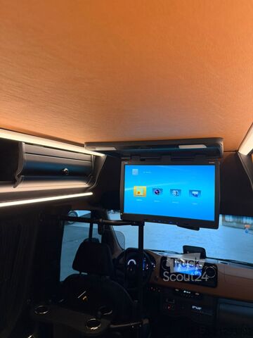 Ploščati dostavnik Mercedes Sprinter 519 CDI LuxuryLine Minibus