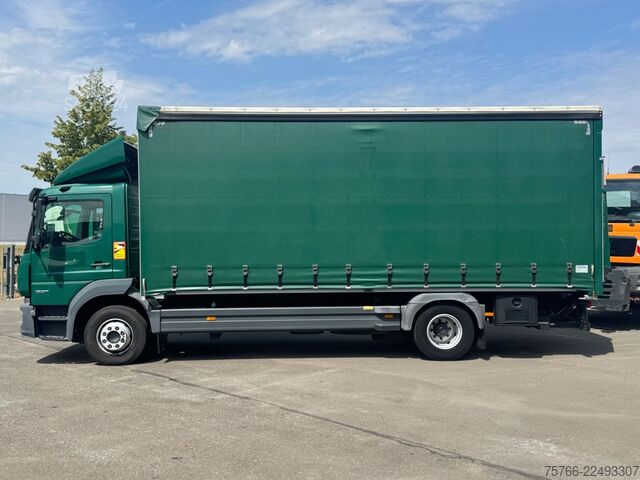 Бортовой грузовик с тентом MERCEDES-BENZ ATEGO 1527 L / LBW 2,0 T / 2 x AHK / 3 SITZER