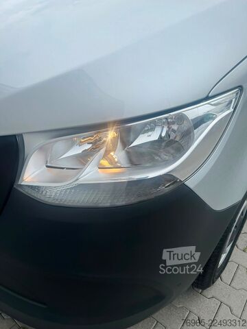 Фургон с высокой крышей MERCEDES-BENZ Sprinter 215 9G-TR HOCH+LANG KLIMA 3-SITZ KAMERA