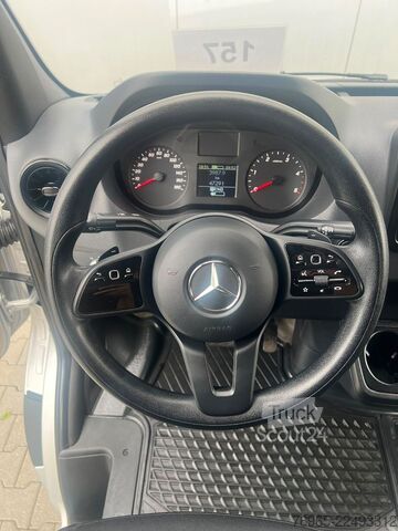 Фургон с высокой крышей MERCEDES-BENZ Sprinter 215 9G-TR HOCH+LANG KLIMA 3-SITZ KAMERA