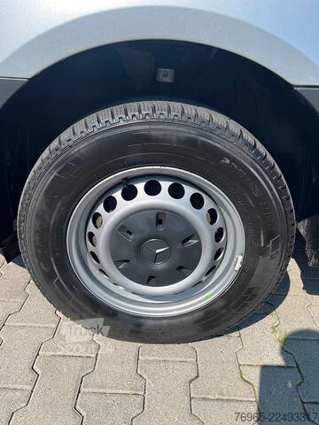 Panelvan MERCEDES-BENZ Sprinter 314 AUTOMATIK NAVI DISTRONIC KAMERA LED