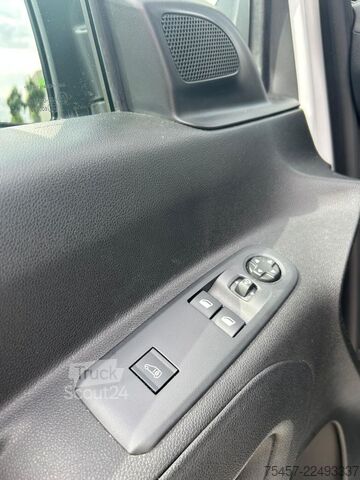 Dobozos furgon FIAT E-Doblo Kasten L1H1