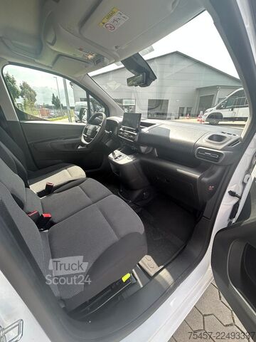Dobozos furgon FIAT E-Doblo Kasten L1H1