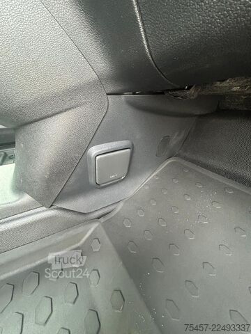 Dobozos furgon FIAT E-Doblo Kasten L1H1