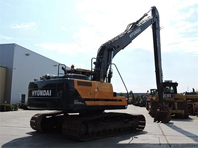 Pásové rýpadlo HYUNDAI HX220 LC Longreach CE