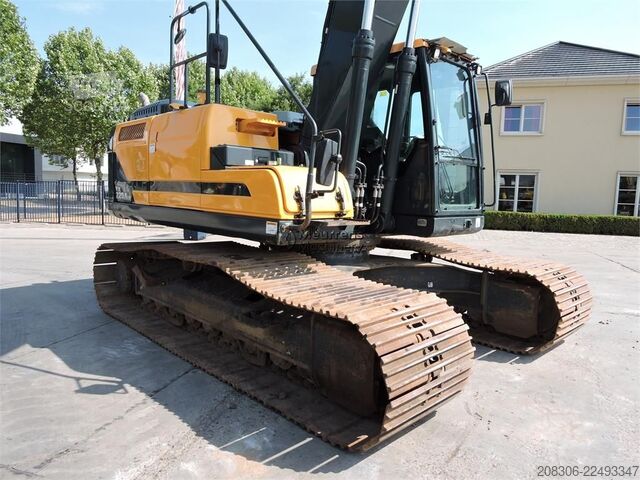 Pásové rýpadlo HYUNDAI HX220 LC Longreach CE