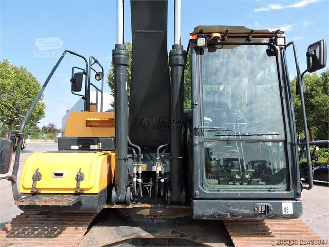 Pásové rýpadlo HYUNDAI HX220 LC Longreach CE