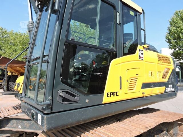 Pásové rýpadlo HYUNDAI HX220 LC Longreach CE