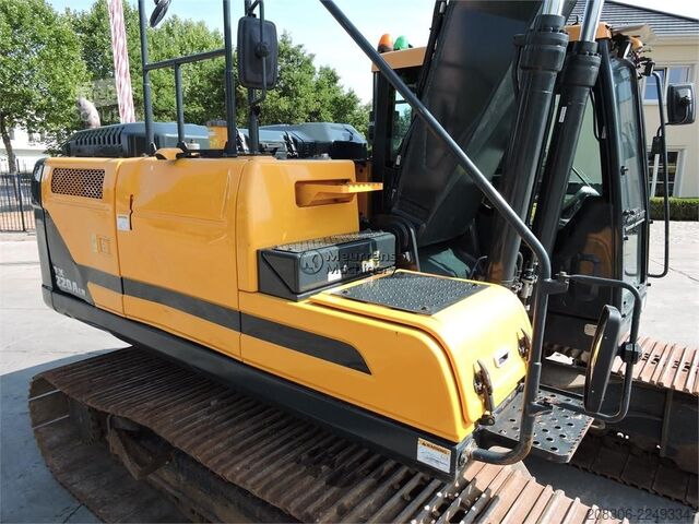 Pásové rýpadlo HYUNDAI HX220 LC Longreach CE