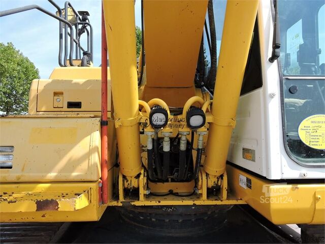 Pásové rýpadlo KOMATSU HB215 + GPS