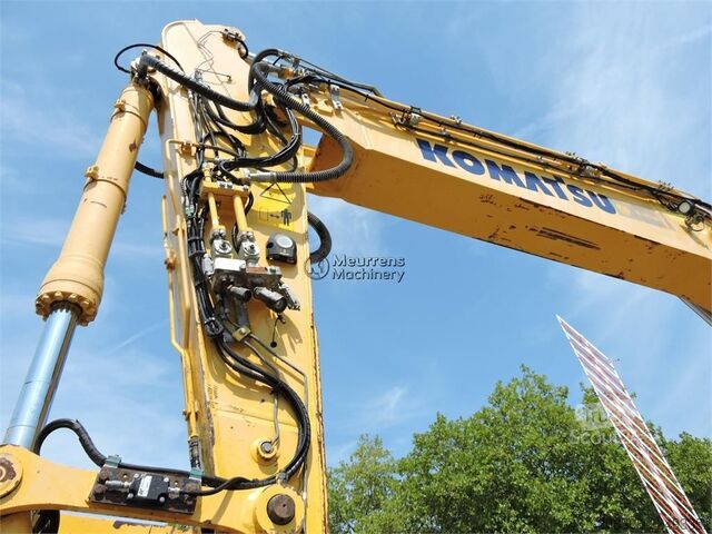 Pásové rýpadlo KOMATSU HB215 + GPS