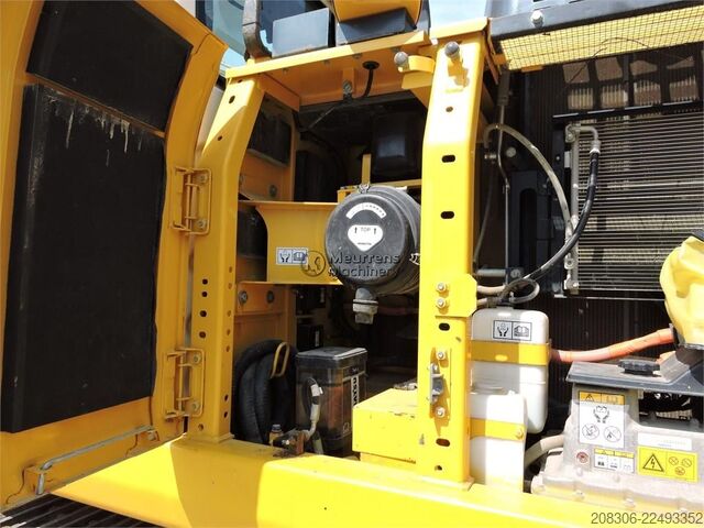 Pásové rýpadlo KOMATSU HB215 + GPS