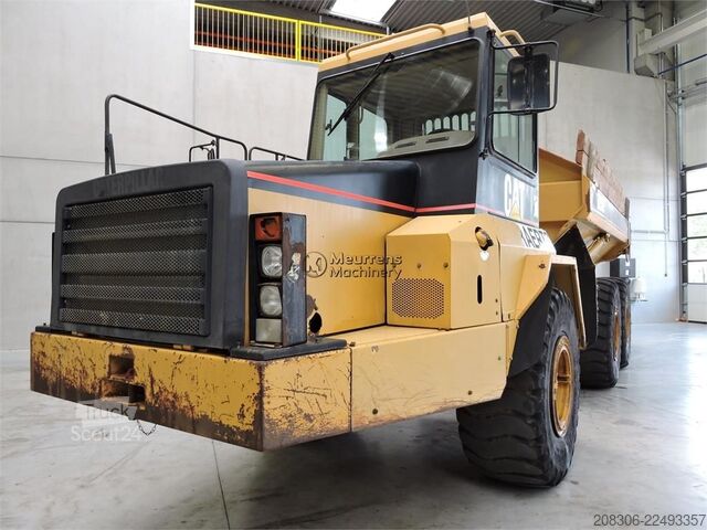  CATERPILLAR D250E