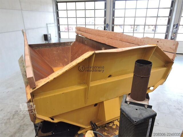  CATERPILLAR D250E