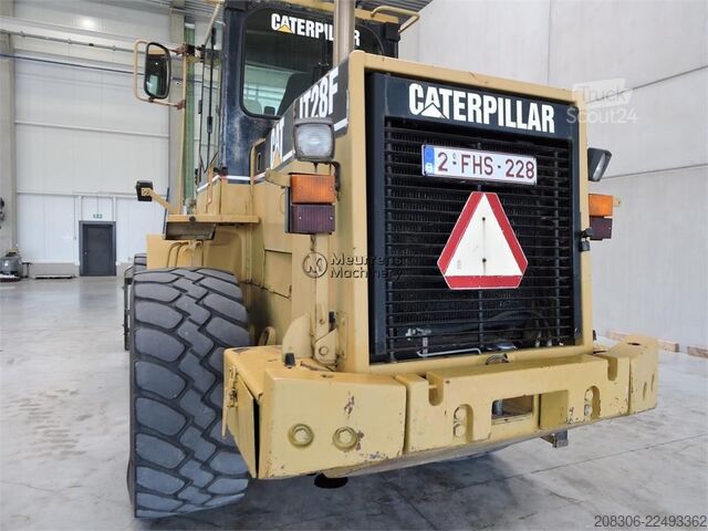 Kerekes rakodó CATERPILLAR IT28F