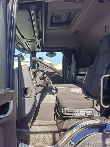 Φορτηγό πλατφόρμα με μουσαμά SCANIA P 250 DB4x2MNB L-Haus 1 Liege Navi Ladebordwand