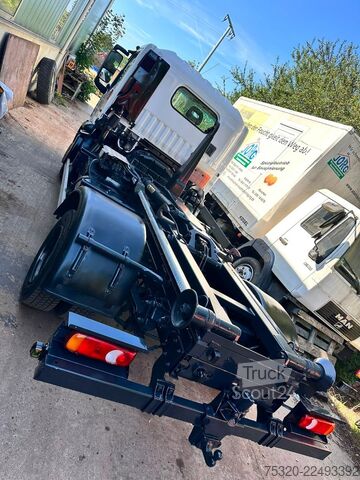 Autoutilitară basculantă RENAULT Pallift Abrollkipp