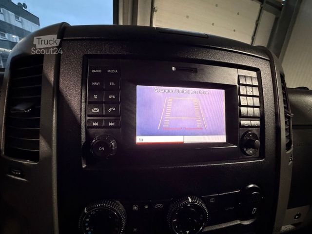 Dodávka s vysokou střechou MERCEDES-BENZ Sprinter II 319 CDI*L2/H2*KLIMA*R.CAM*AHK*NAVI