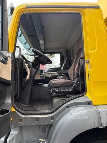 Грузовик для перевозки напитков MAN TGM 18.340/2xAHK/LBW/Kamera/d